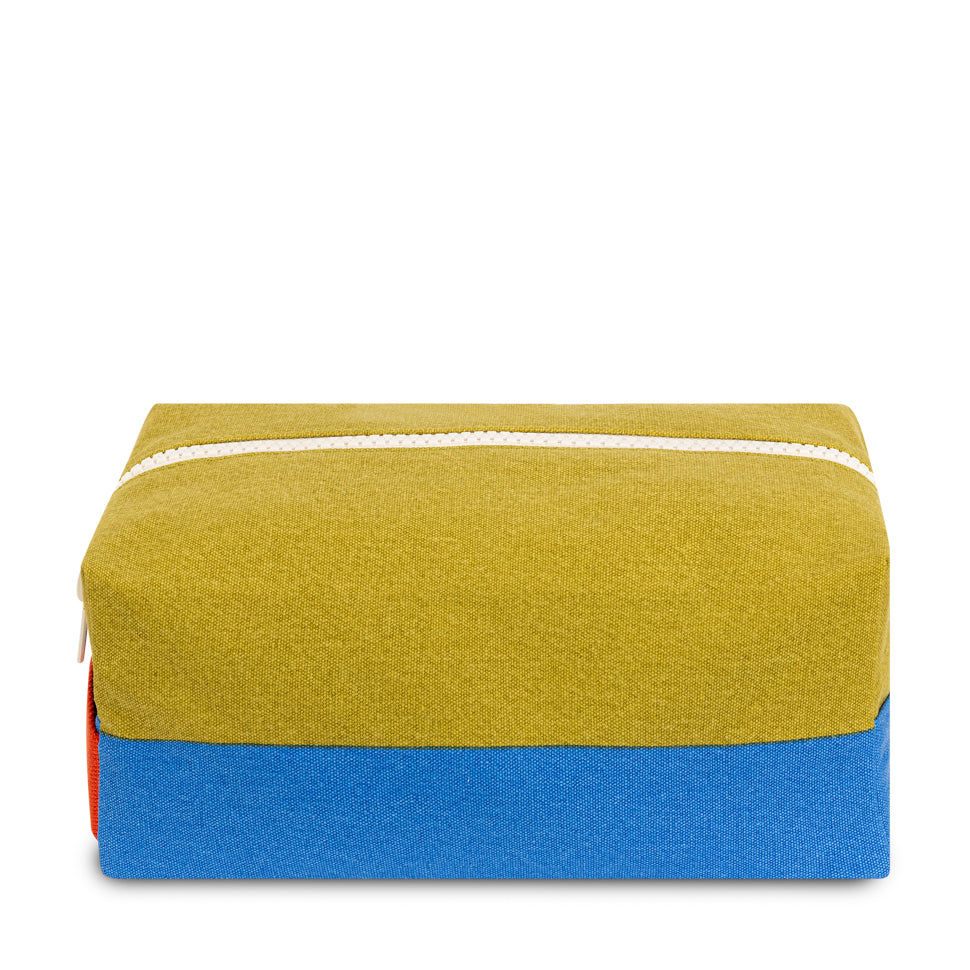 Organic cotton travel kit in blue and green colorblock