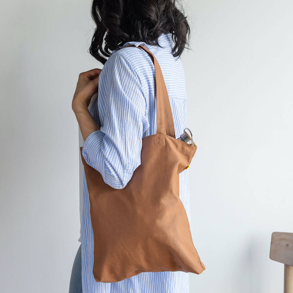 classic tote bag brown nutmeg cognac