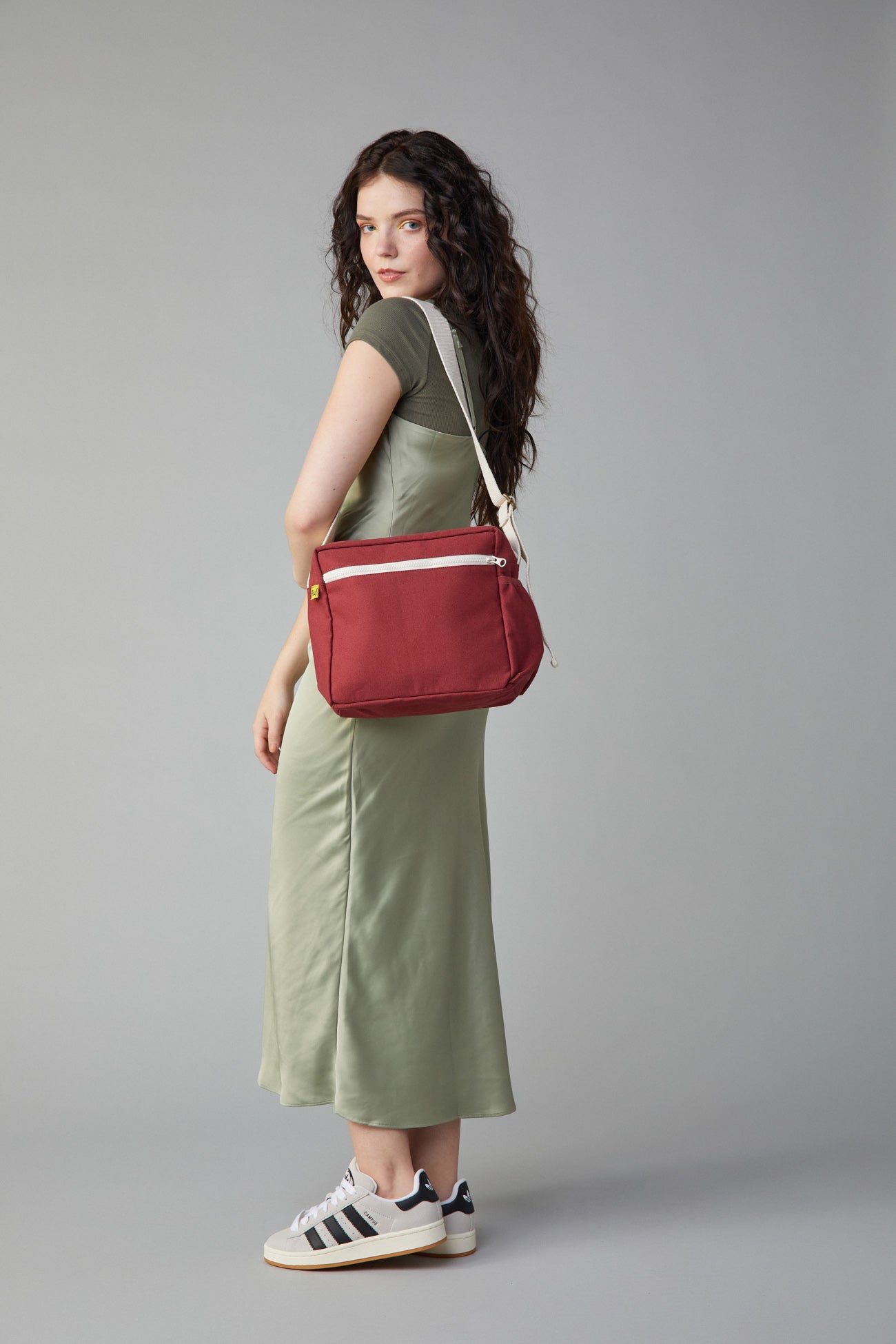 Red crossbody lunch bag for women by Fluf