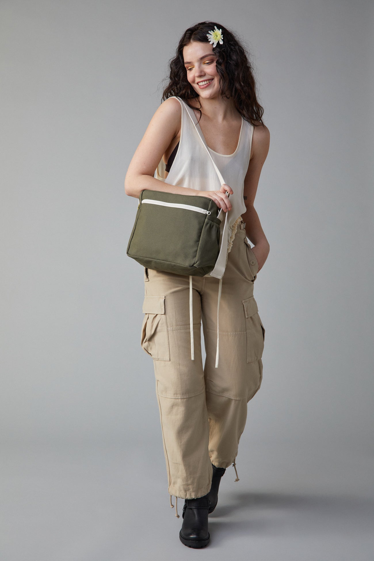 crossbody lunch bag for women by Fluf