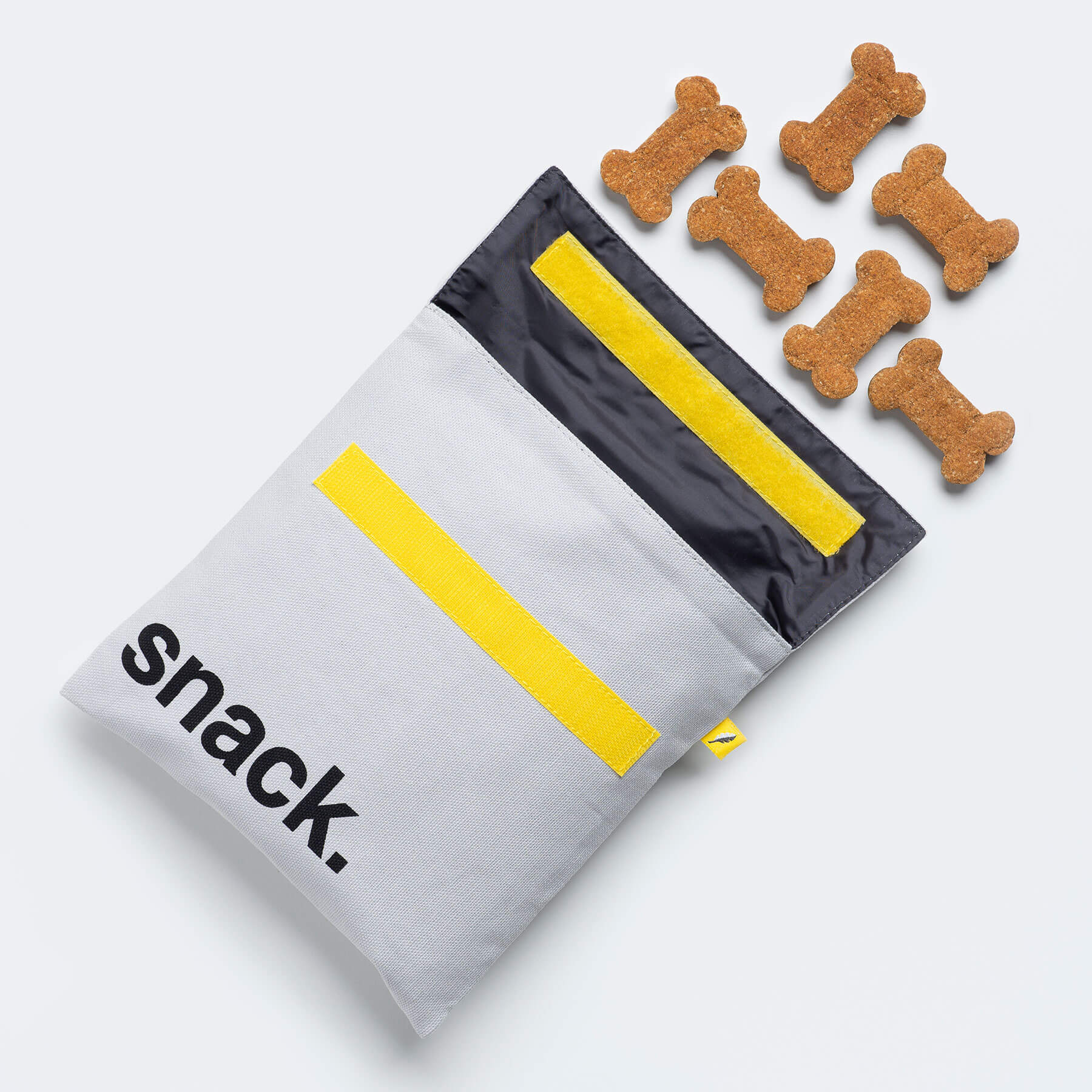 'Snack' Black Snack Pack, reusable sandwich bags size